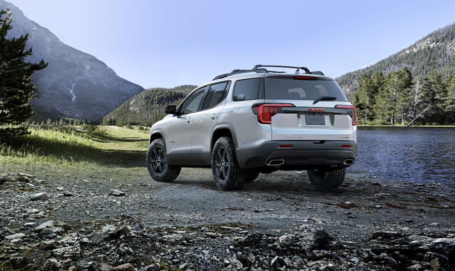  GMC Acadia AT4 2019 года  (фото 2 из 18)